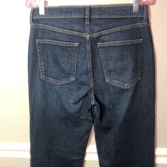 Gap Women’s High Rise Flare Bootcut Jeans Size 28W/6R Dark Wash Jeans perfect - Picture 4 of 8